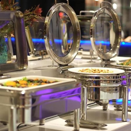 Bizotel Premier Hotel & Residence Bangkok Zewnętrze zdjęcie