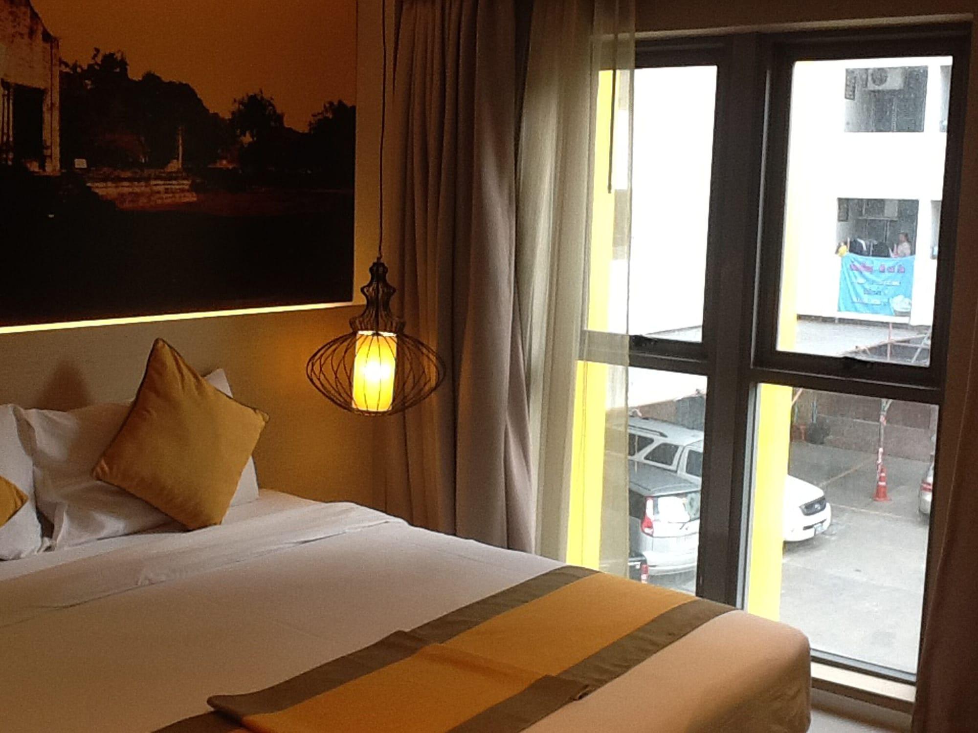 Bizotel Premier Hotel & Residence Bangkok Zewnętrze zdjęcie