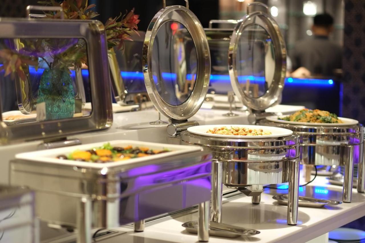 Bizotel Premier Hotel & Residence Bangkok Zewnętrze zdjęcie